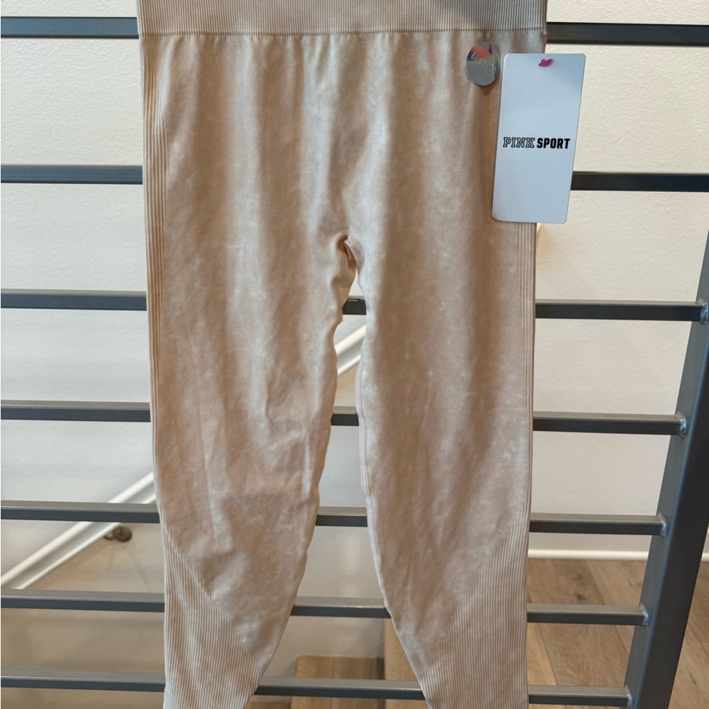 VS PINK Sport Leggings NWT